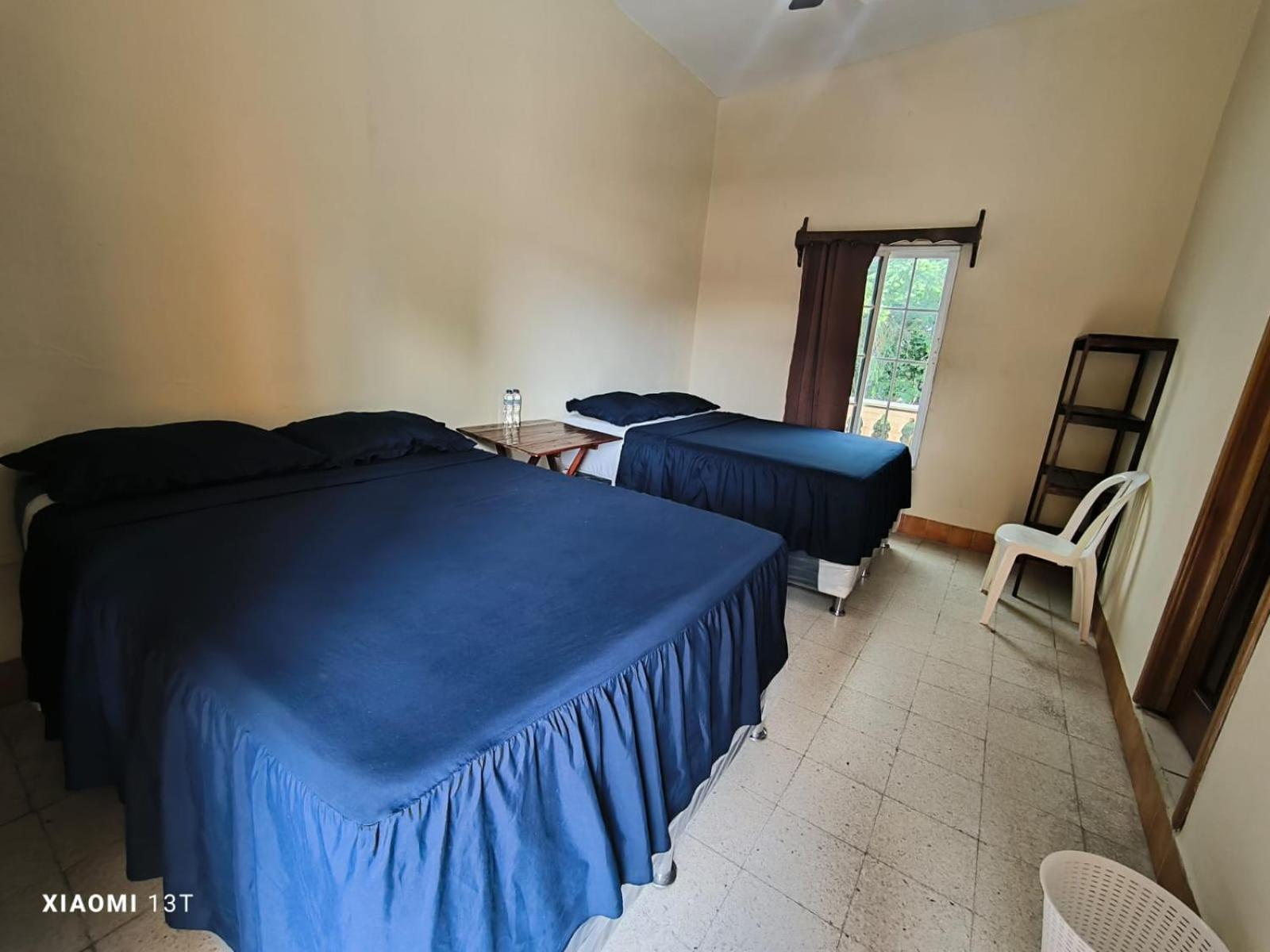 Hotel Y Restaurante Casa Jardines San Benito 외부 사진